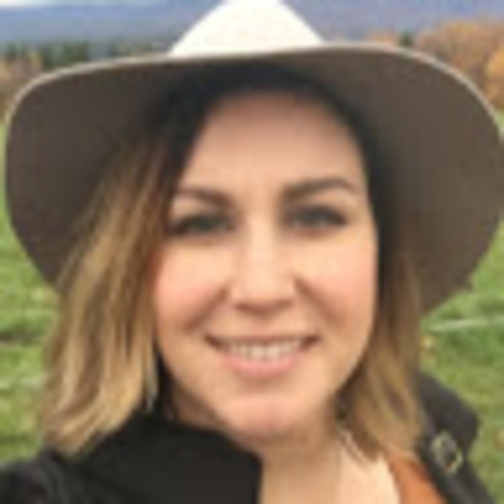 Meet your Posher, Ali